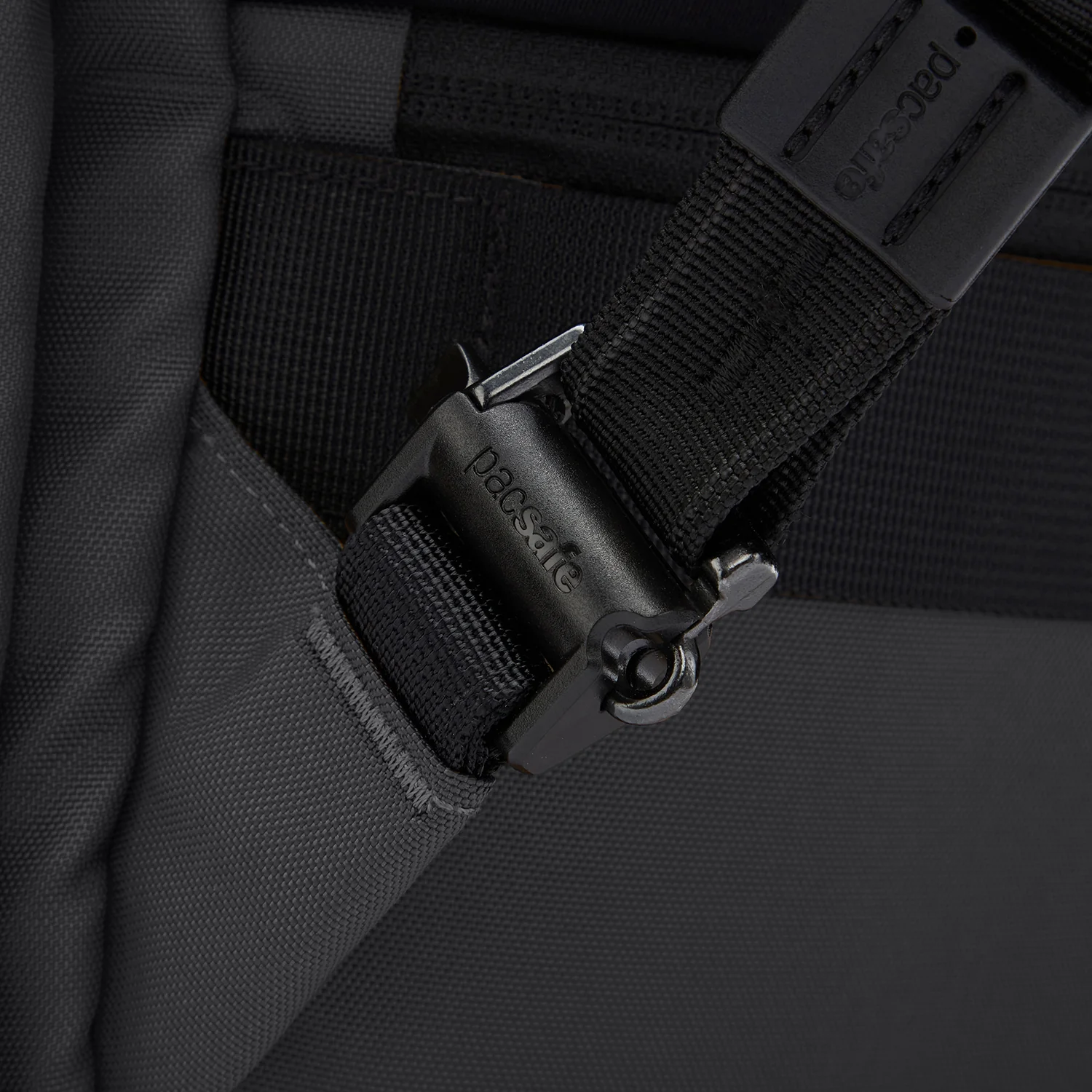 Pacsafe® X 25L anti-theft  backpack - Image 9