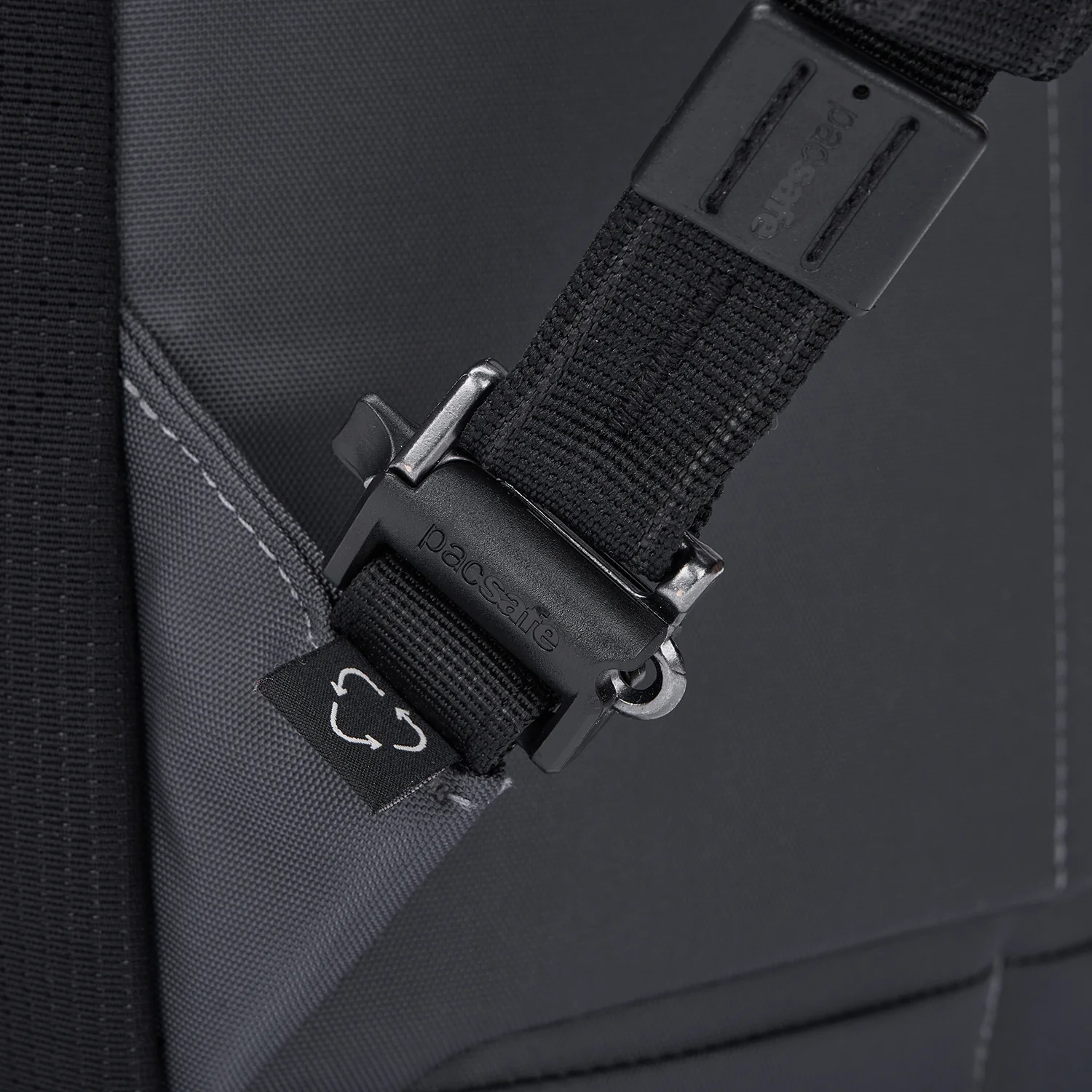 Pacsafe® EXP 28L Anti-Theft Backpack - Image 23