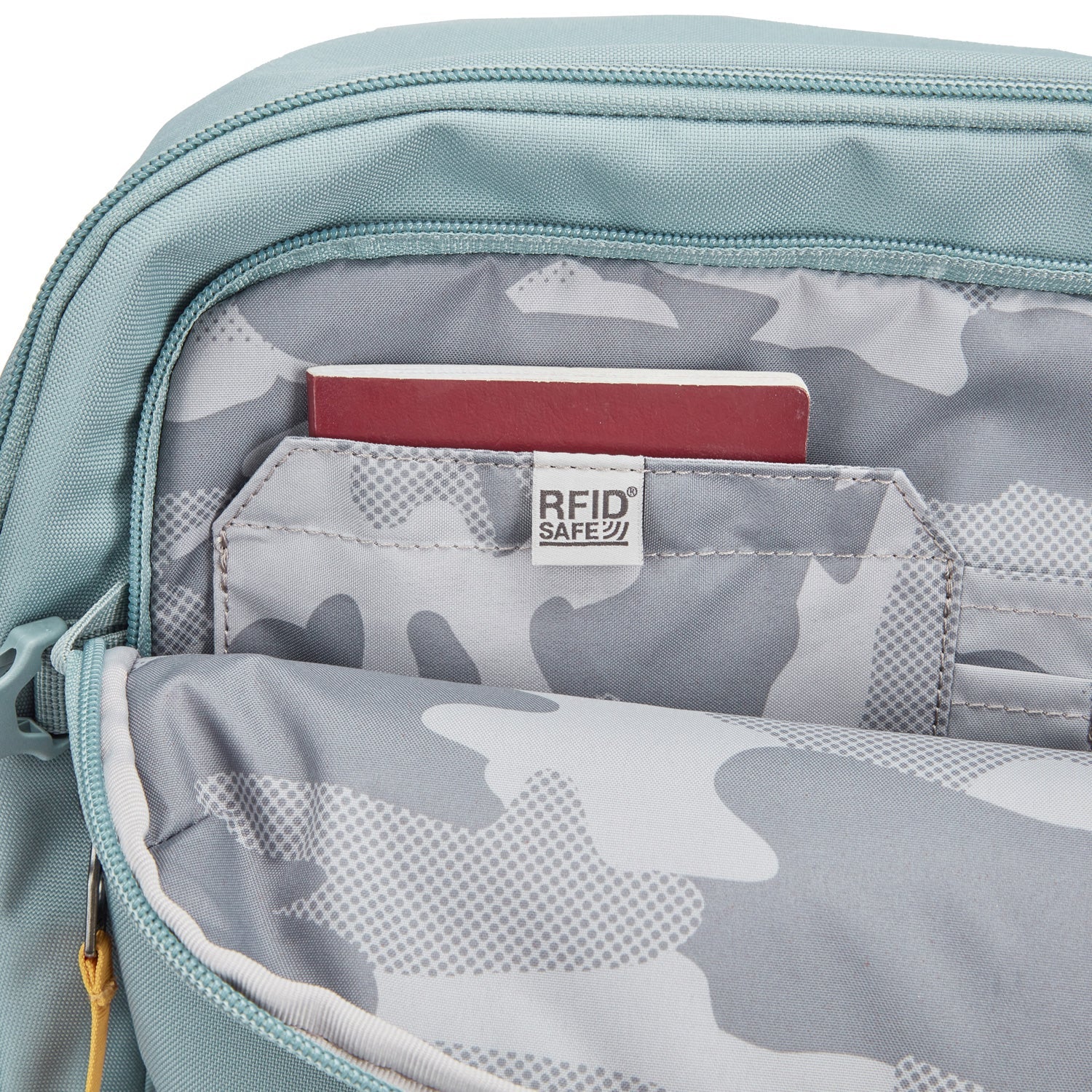 Pacsafe® GO 34L anti-theft carryon backpack - Image 37
