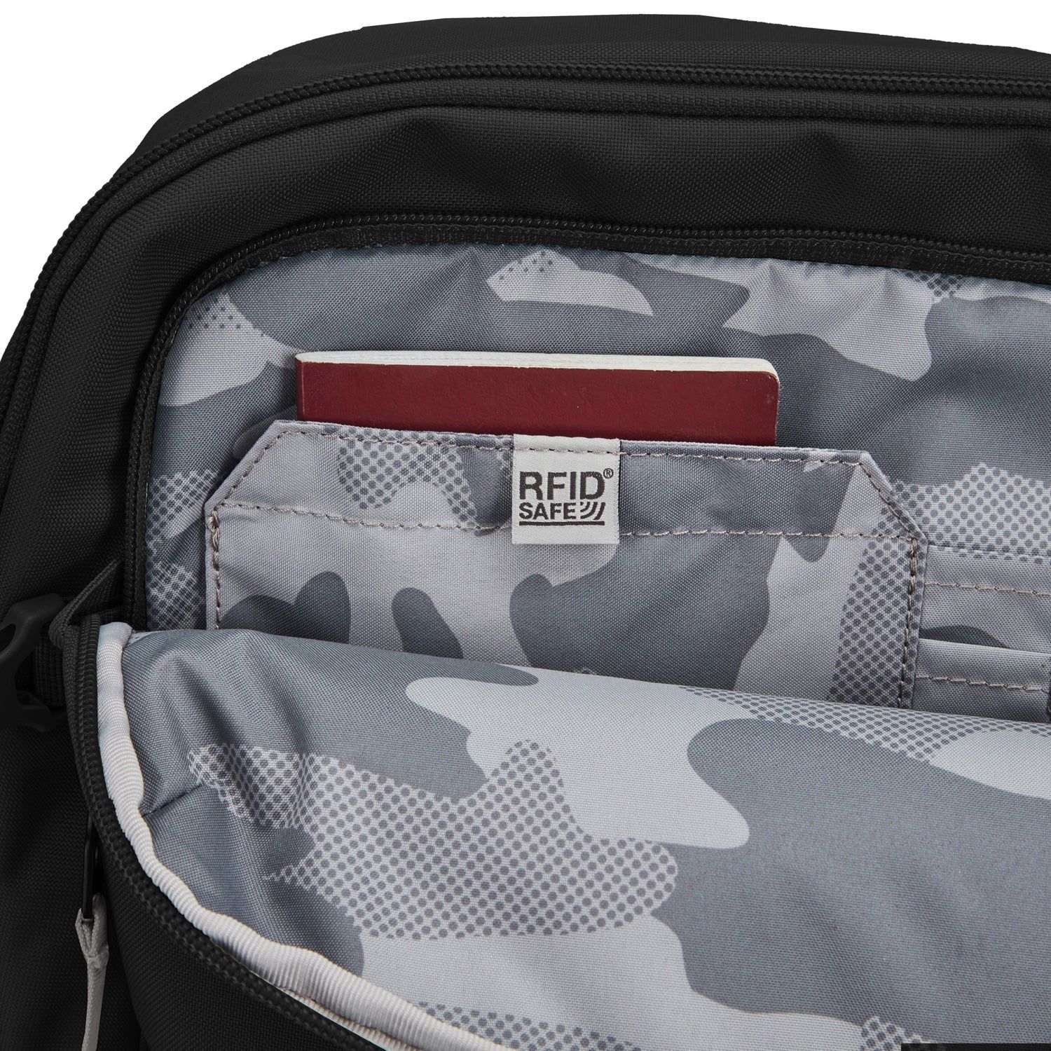 Pacsafe® GO 34L anti-theft carryon backpack - Image 9