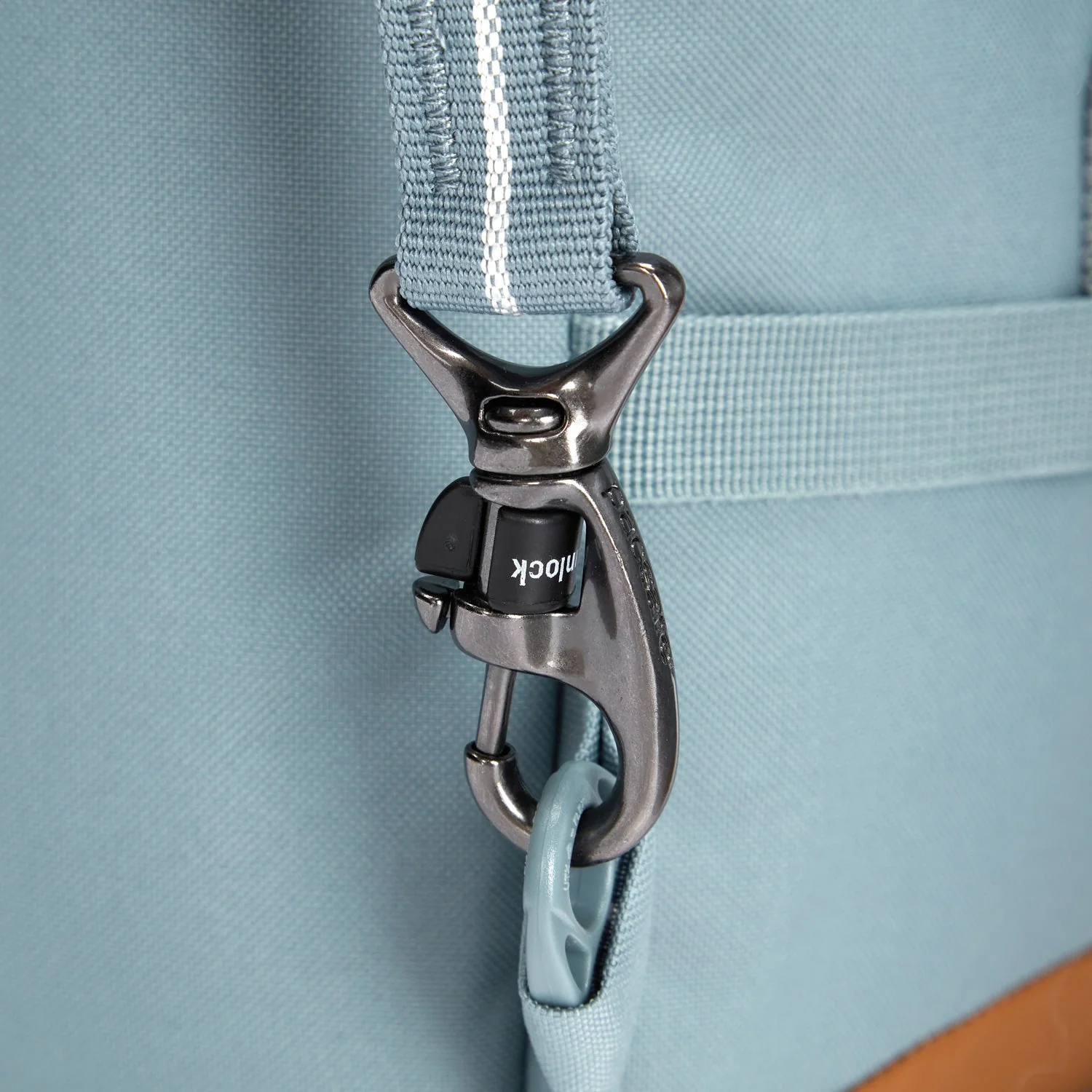 Pacsafe® GO 44L anti-theft carryon backpack - Image 38