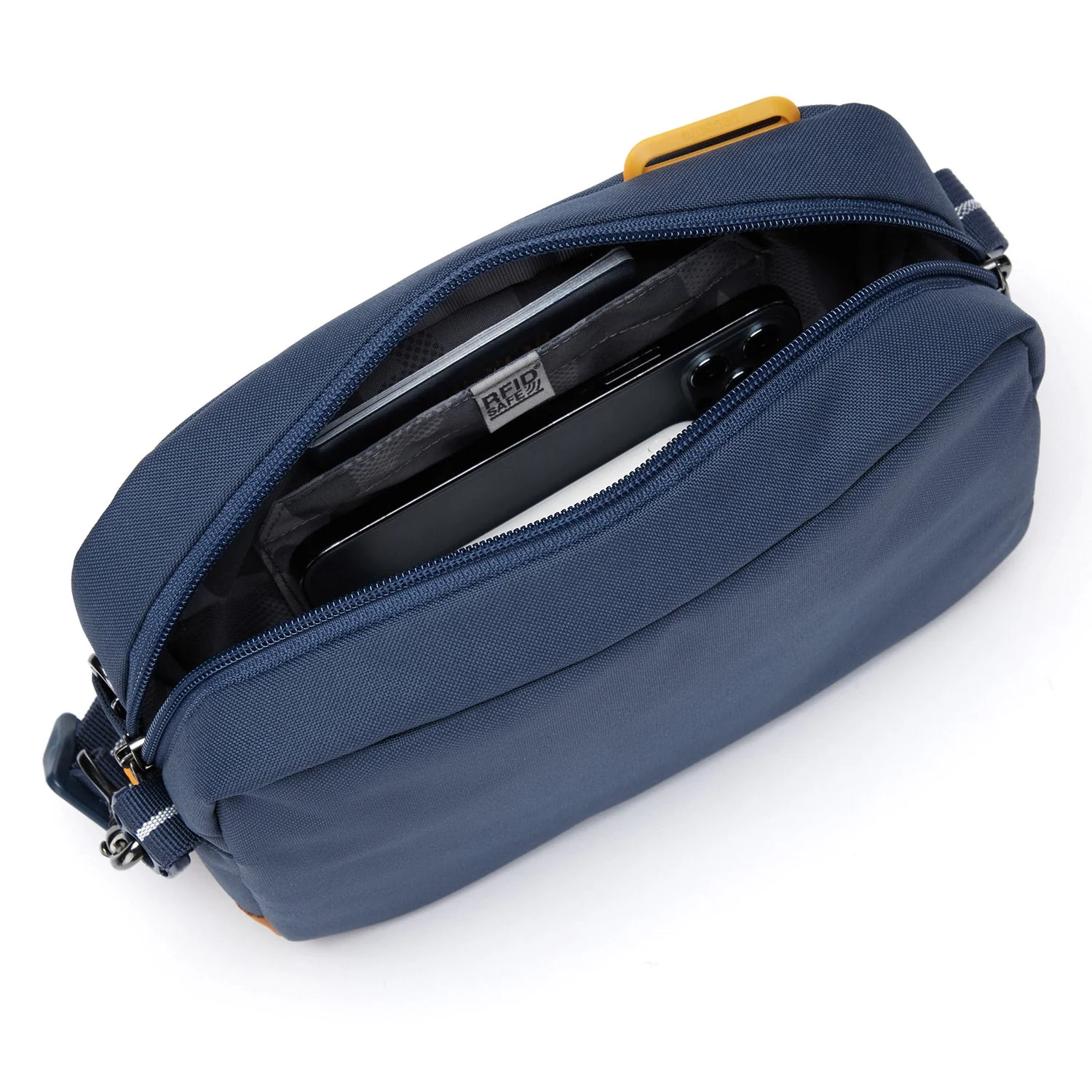 Pacsafe® GO anti-theft crossbody bag - Image 21