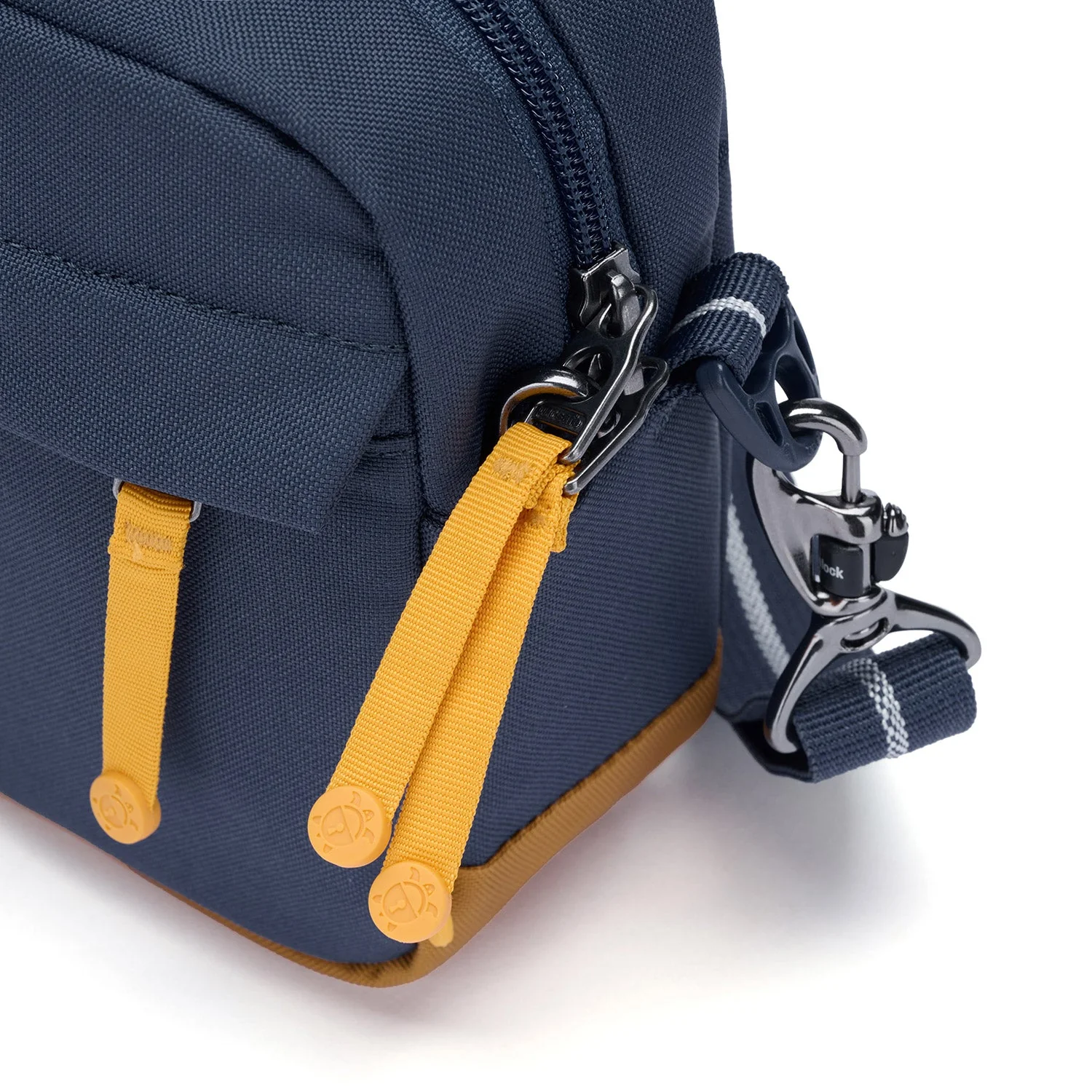 Pacsafe® GO anti-theft crossbody bag - Image 22