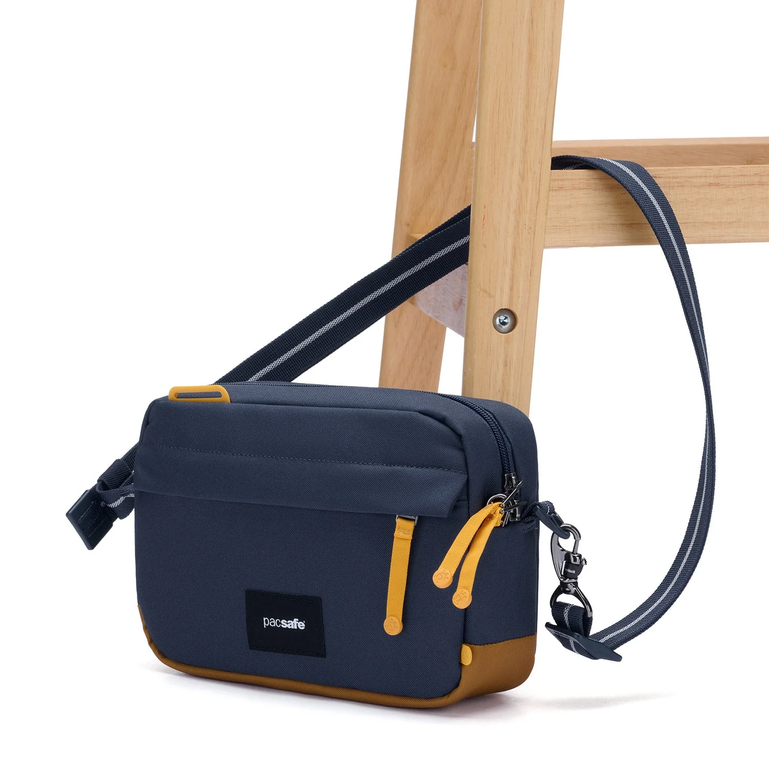 Pacsafe® GO anti-theft crossbody bag - Image 25