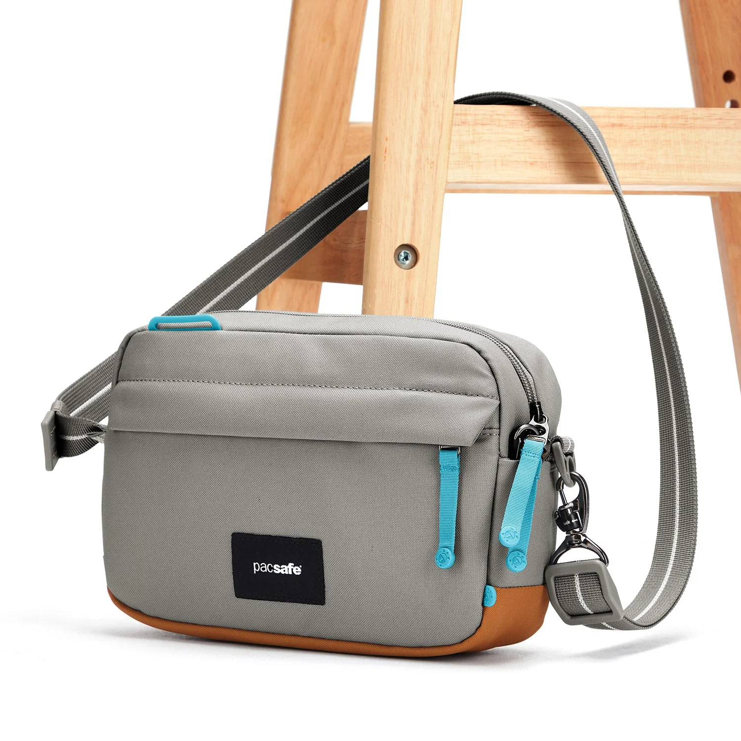 Pacsafe® GO anti-theft crossbody bag - Image 34