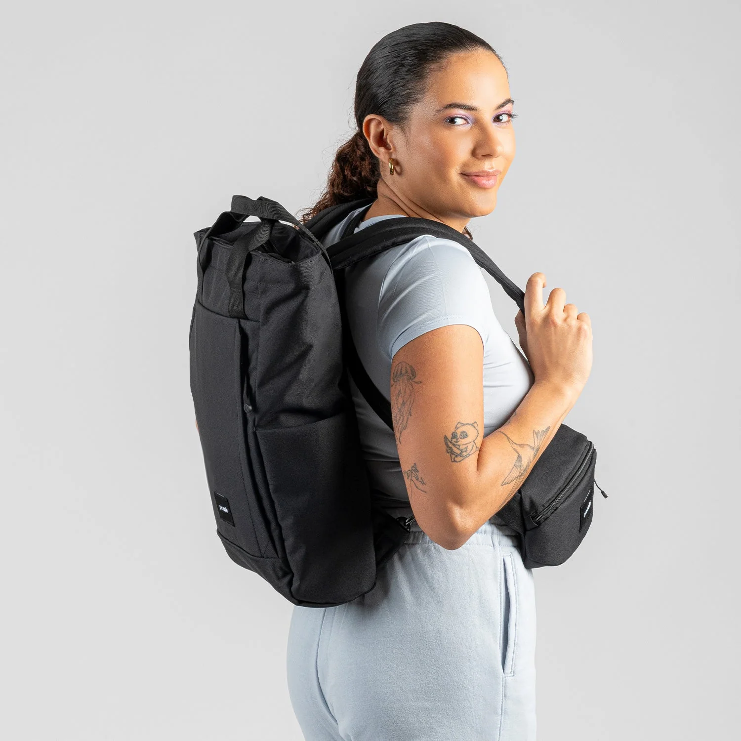 Pacsafe® GO Anti-Theft Totepack - Image 2