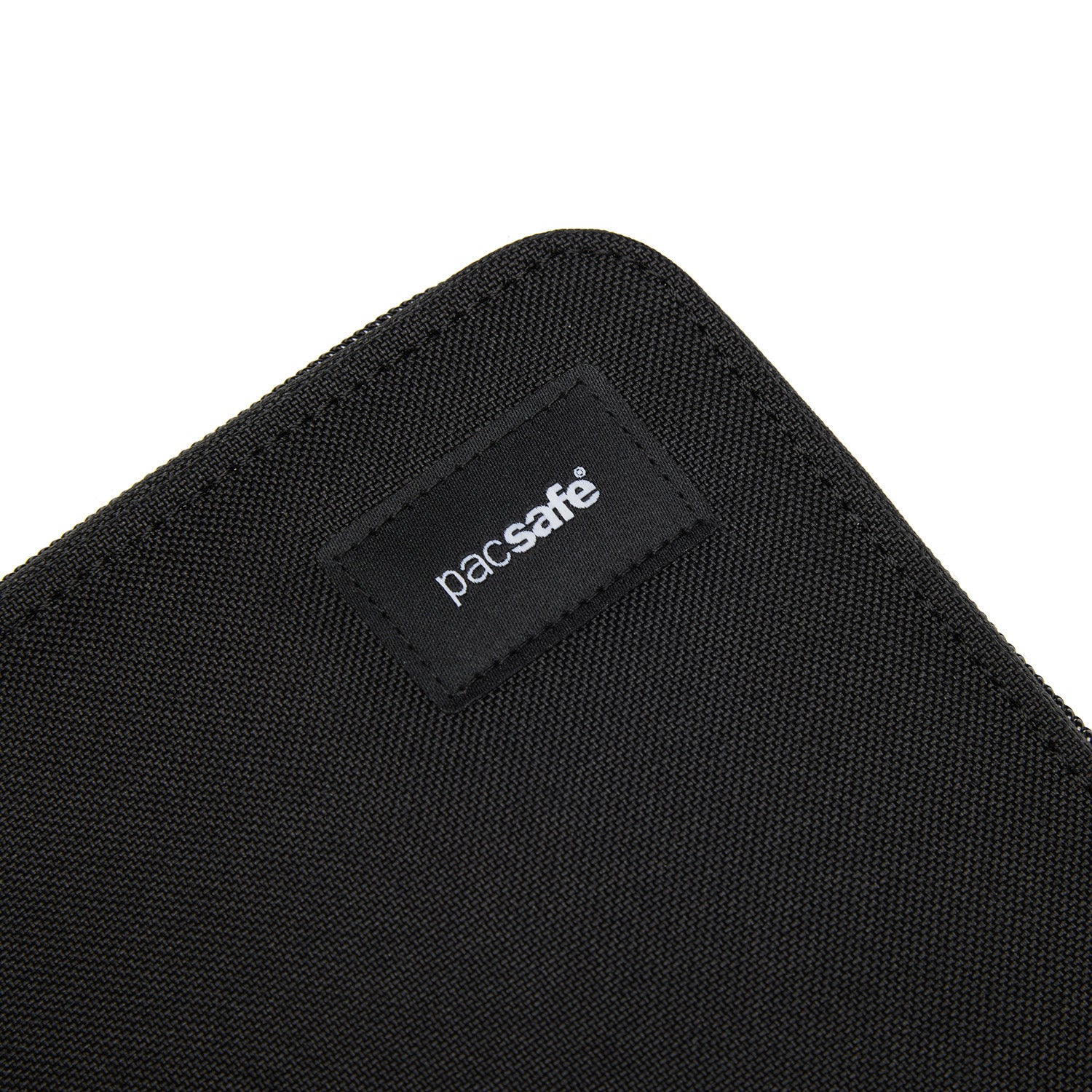 Pacsafe® RFIDsafe™ RFID blocking compact travel organizer - Image 13