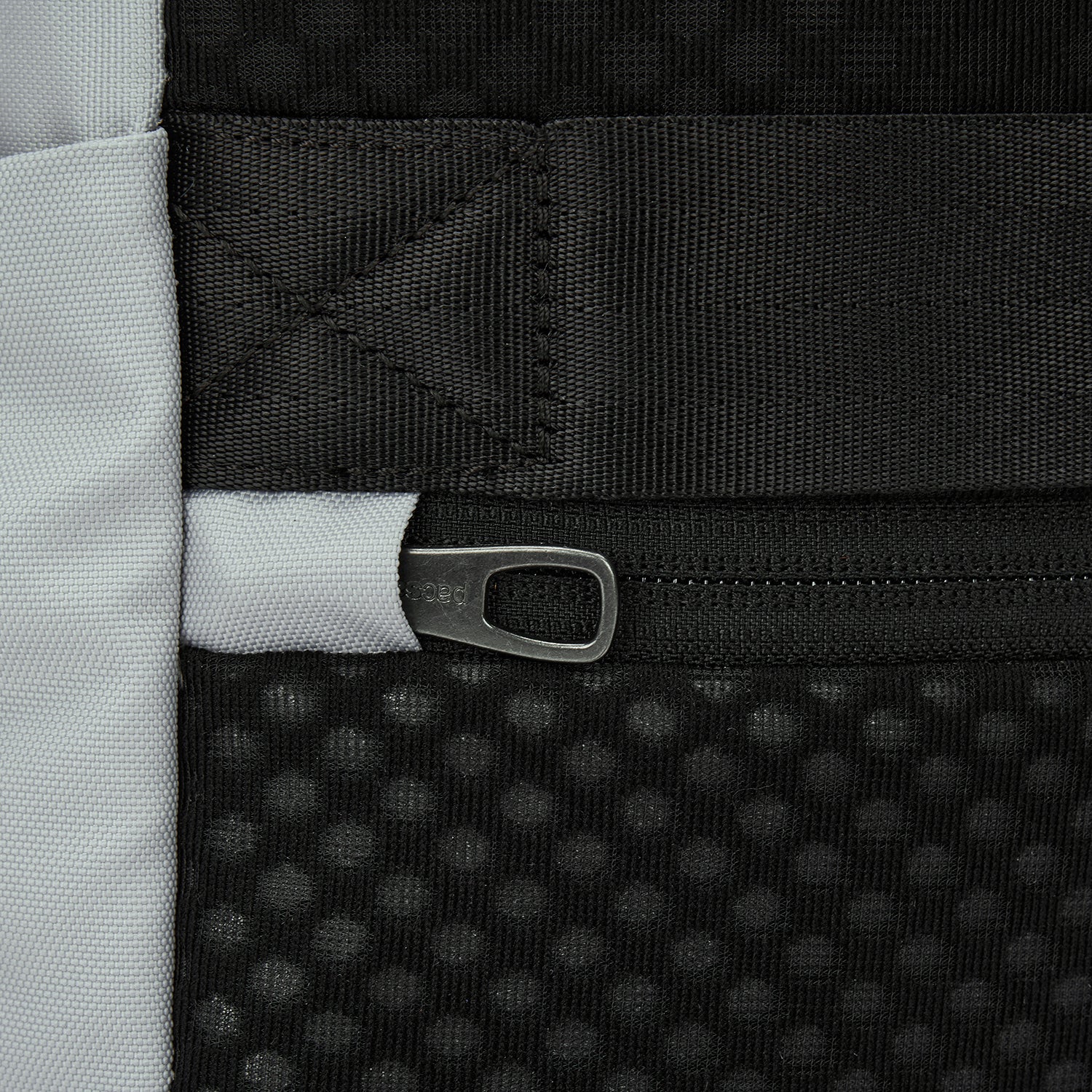 Pacsafe® V 26L Anti-Theft Tour Backpack - Image 9