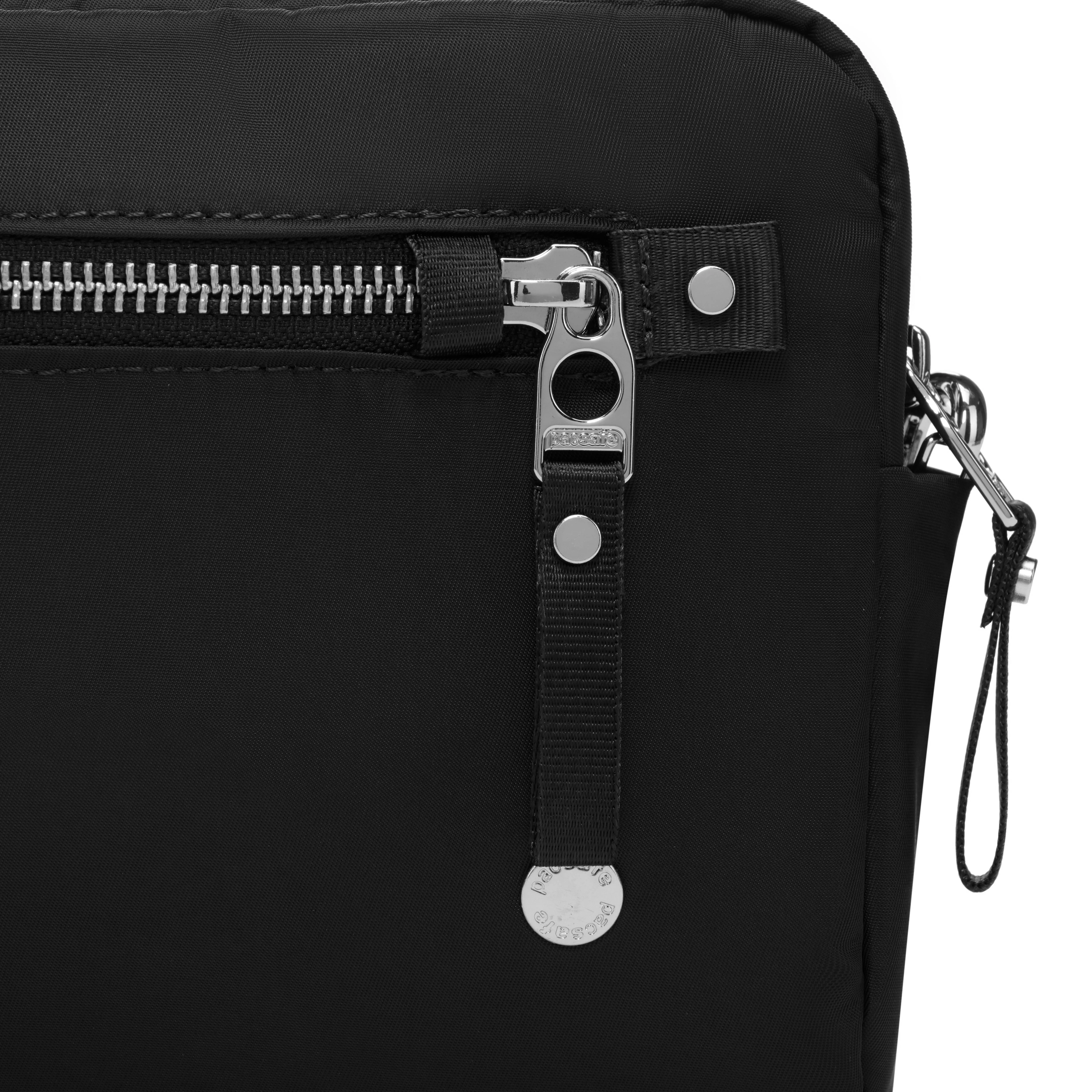 Pacsafe® W Anti-Theft 3-In-1 Sling - Image 31
