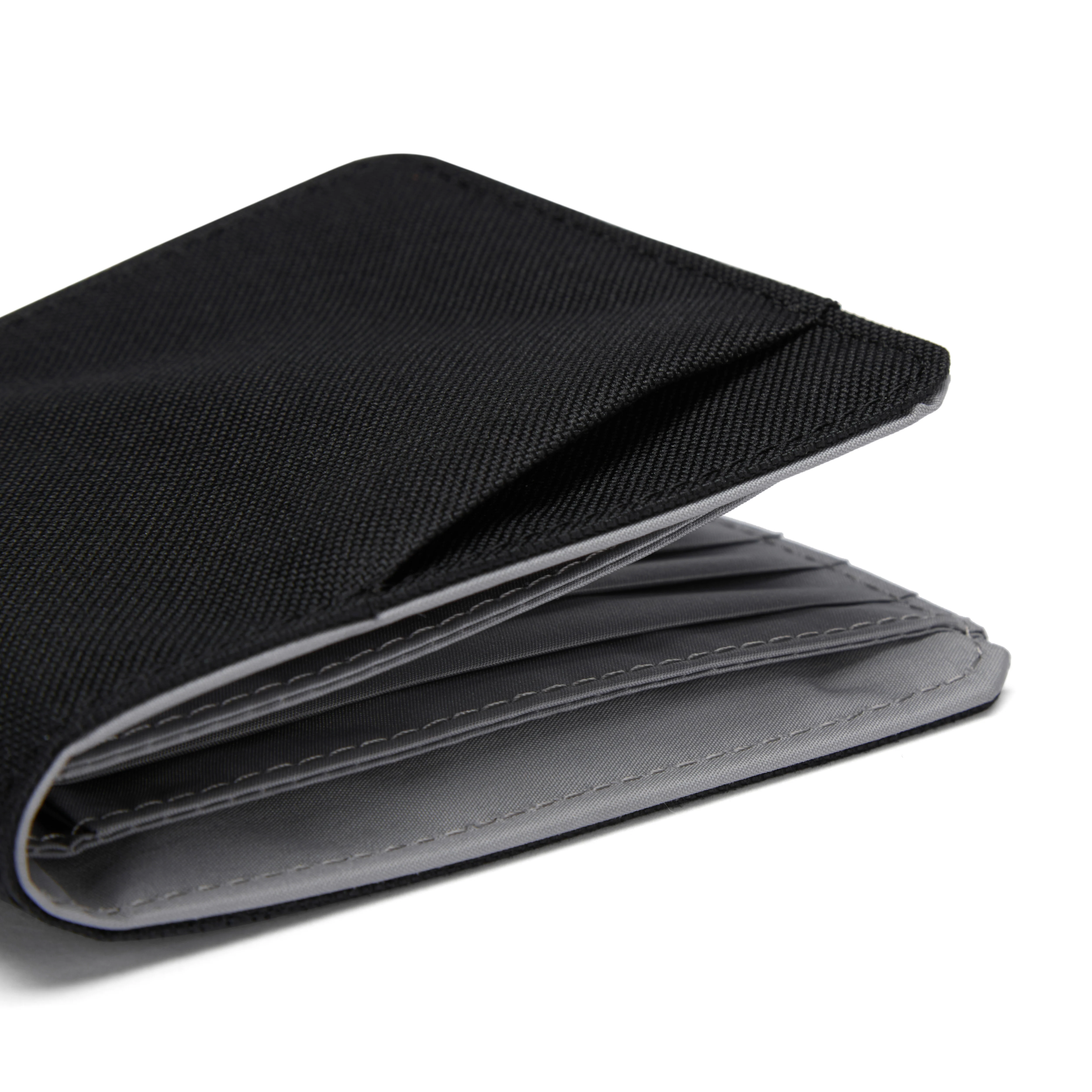 Pacsafe® RFIDsafe™ RFID blocking bifold wallet - Image 22