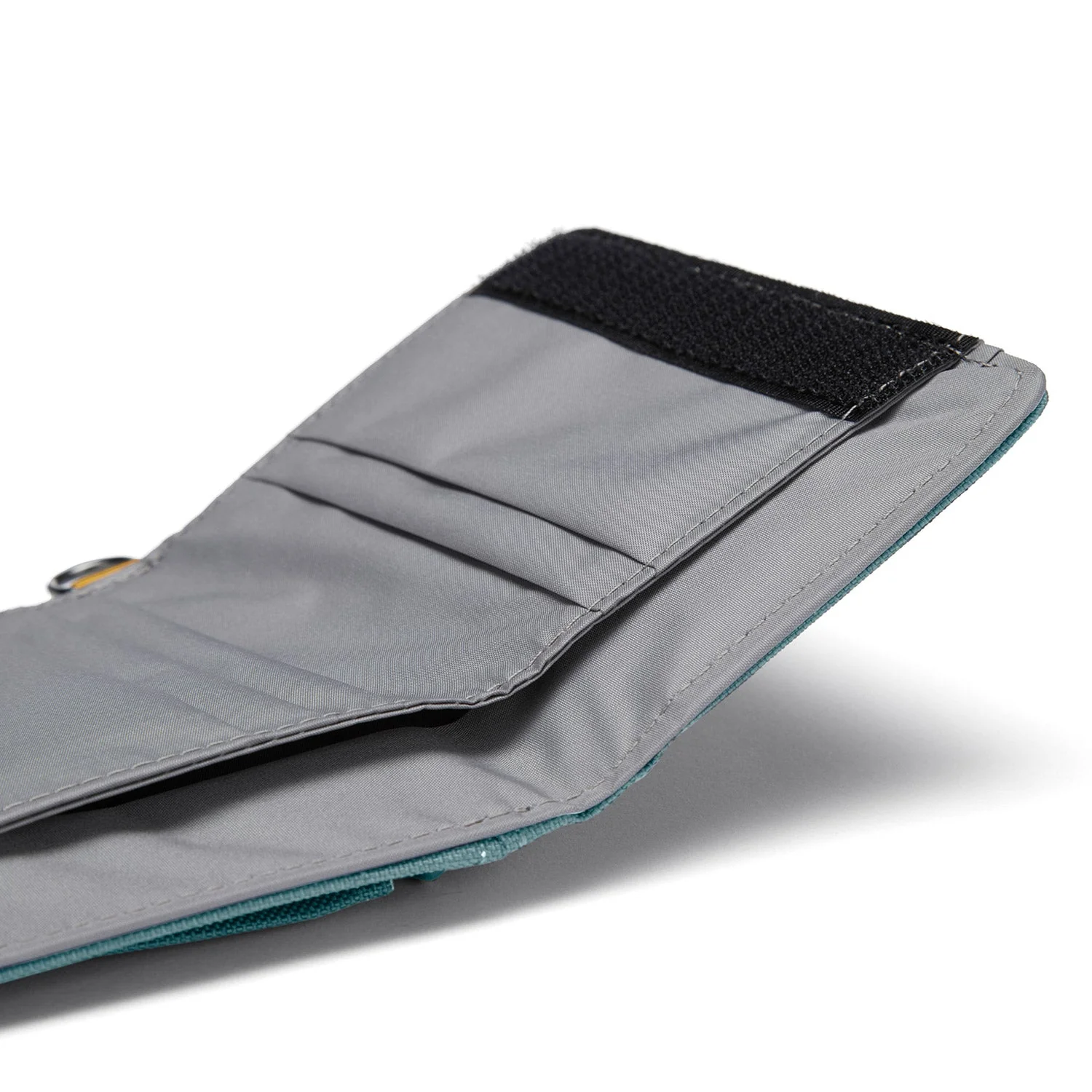 Pacsafe® RFIDsafe™ RFID blocking trifold wallet - Image 11