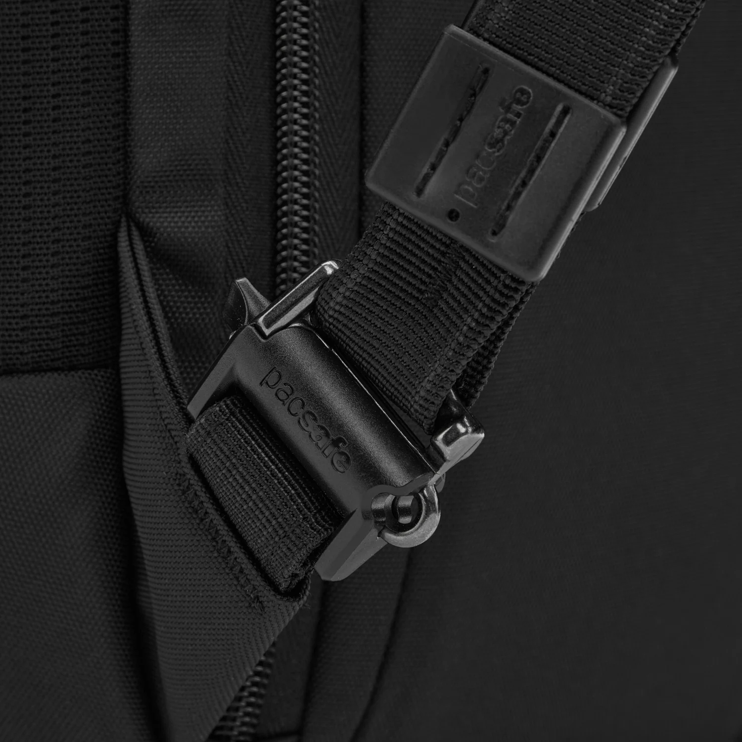 Pacsafe® EXP35 anti-theft travel backpack - Image 11