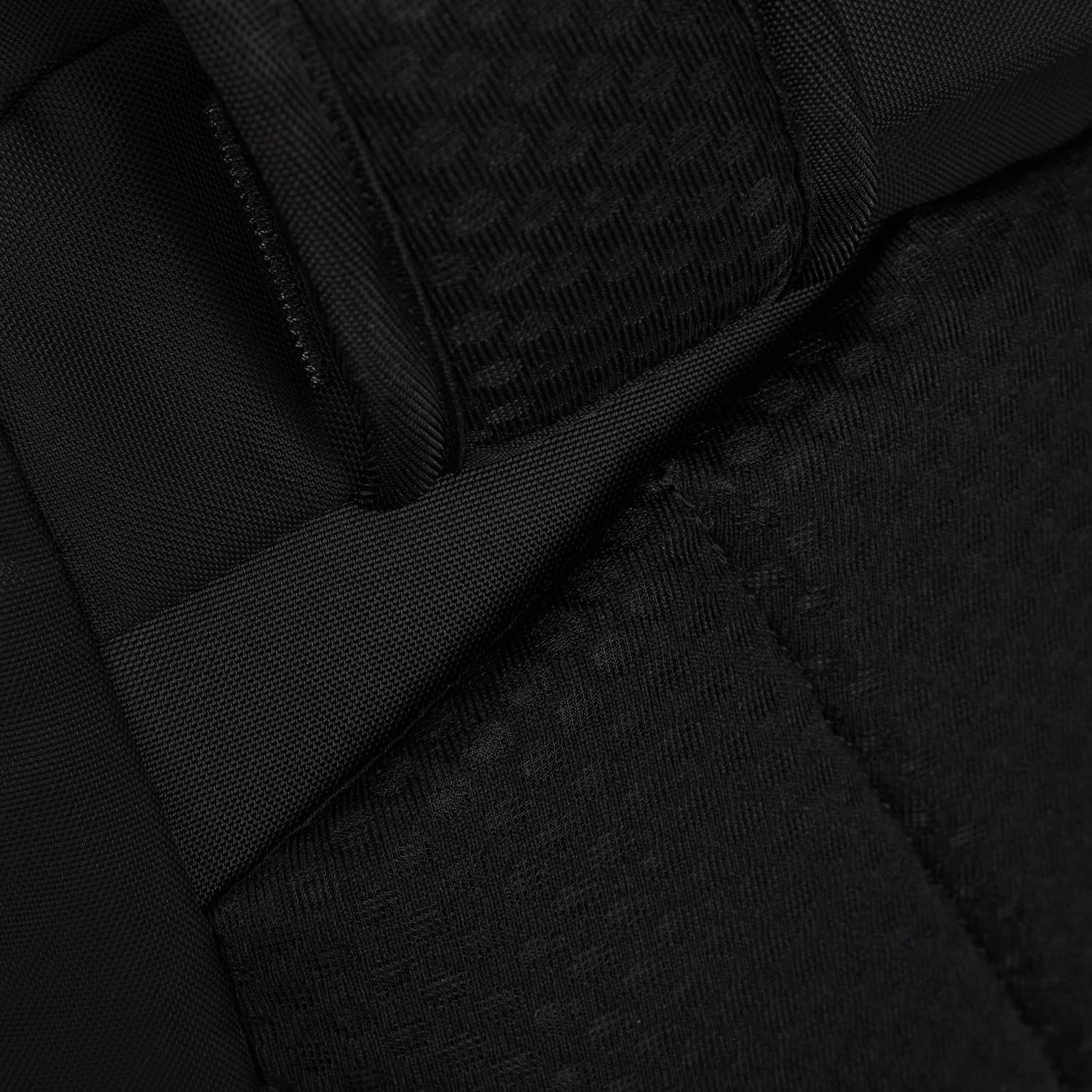 Pacsafe® EXP45 anti-theft carry-on travel pack - Image 26