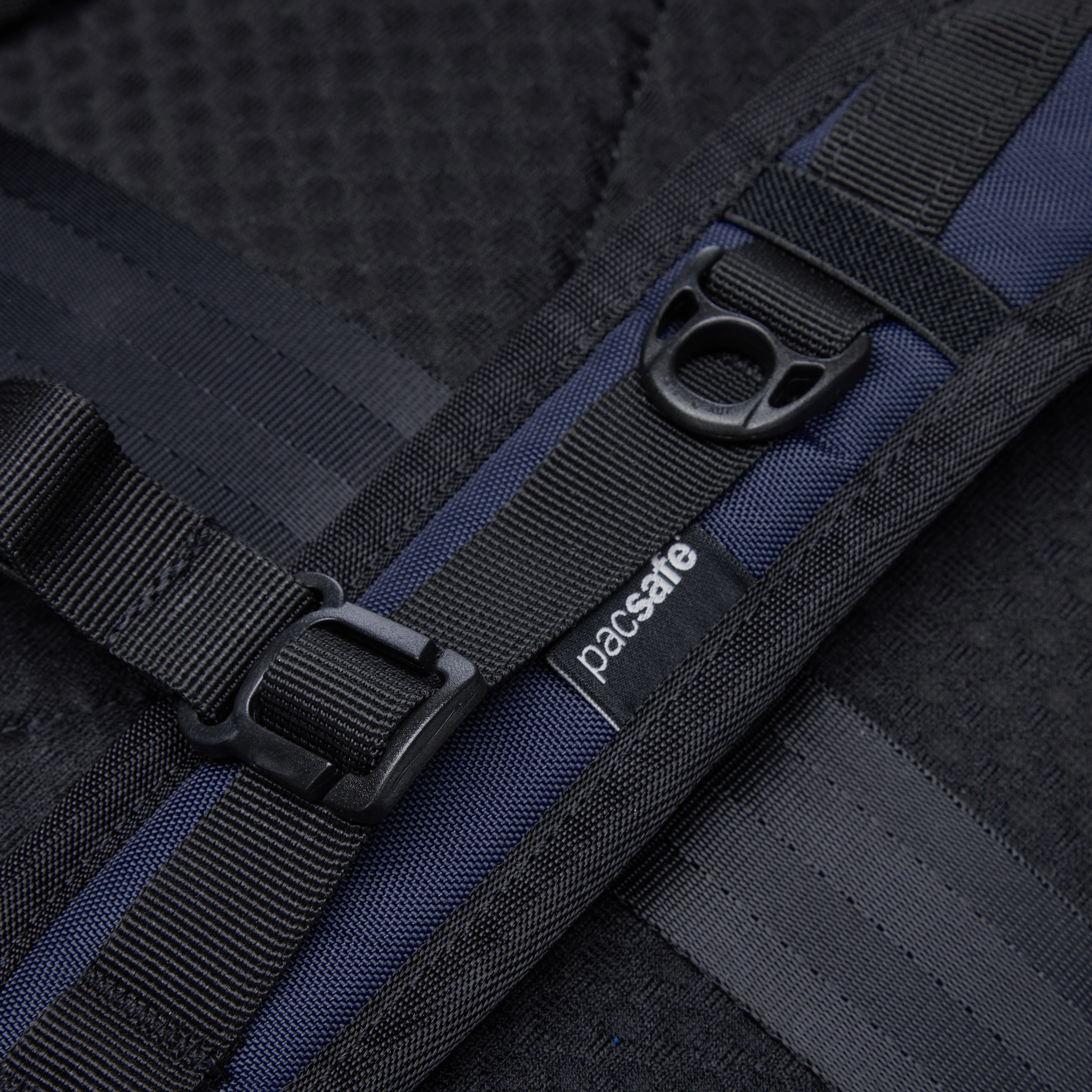 Pacsafe® V 24L Anti-Theft Active Backpack - Image 45