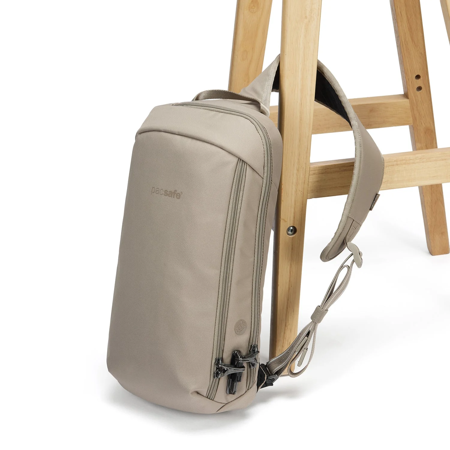 Pacsafe® V Tech Anti-Theft Sling Pack - Image 16