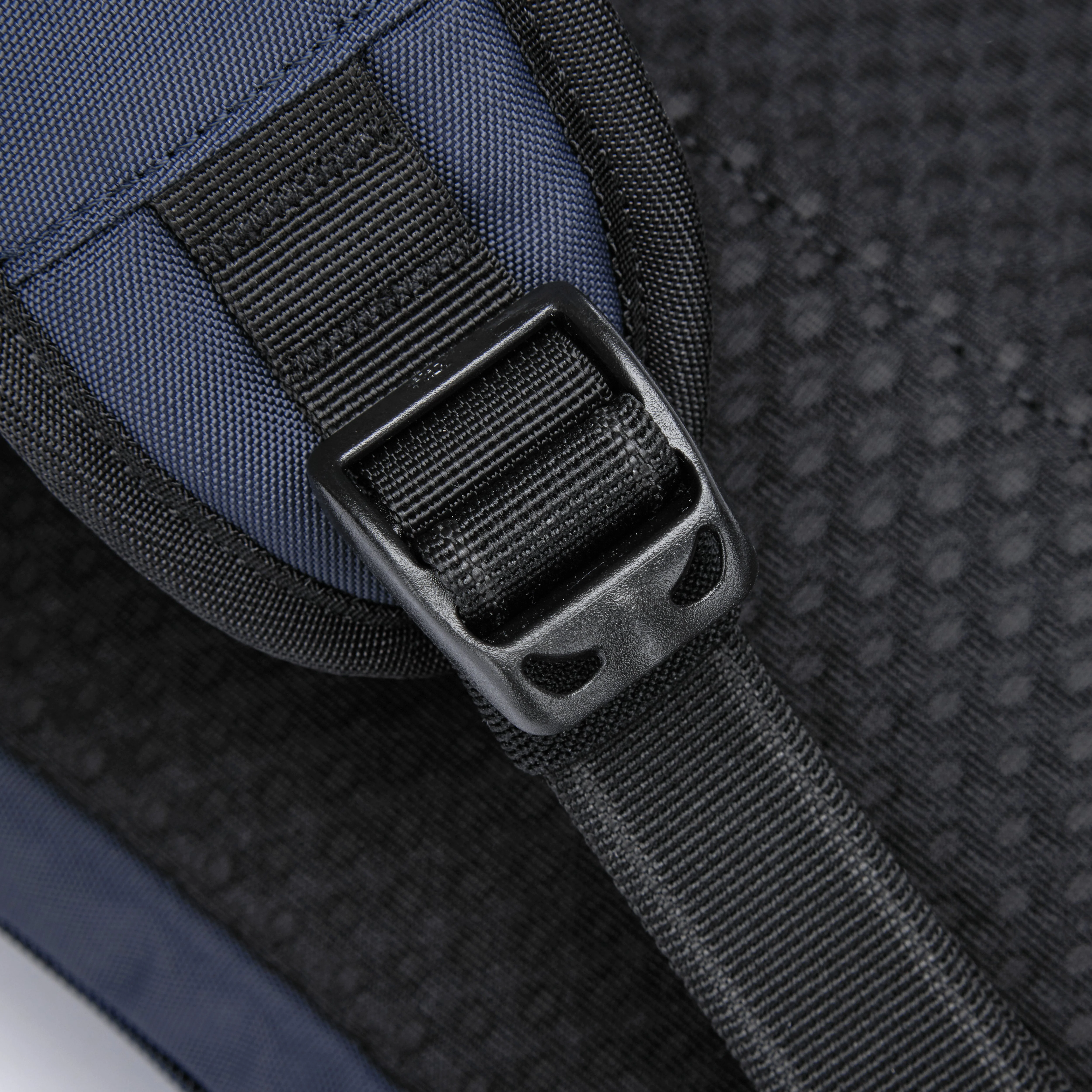 Pacsafe® V Tech Anti-Theft Sling Pack - Image 42